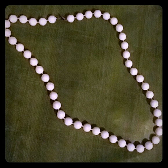 Necklace - Picture 1 of 2